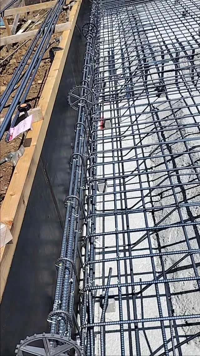 施工事例はハイライトにて公開中▽
@yumekoubou_warita 

鉄筋連結工事 工事中🚧

群馬県で注文住宅をお考えの方、地場の工務店の取り組みを是非ご覧下さい。
資料請求・ご来場はハイライトよりお気軽にご連絡下さい✨

☎️0279-75-2218
@yumekoubou_warita 

＊ライフプランを見直し、無理のない返済計画
＊充実した機能で命を守る家づくり
＊おしゃれで住み心地の良い、飽きのこないデザイン
＊地域に密着した迅速なアフターメンテナンス

#注文住宅 #群馬工務店 #工務店 #工務店がつくる家 #子育て世帯の家 #自由設計 #夢工房ワリタ